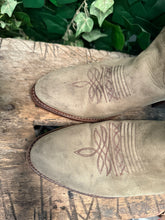 Afbeelding in Gallery-weergave laden, gewoon Nieuwe laars van Sendra maat 38