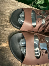 Afbeelding in Gallery-weergave laden, Bijna Nieuwe sandalen van Loints of Holland maat 38