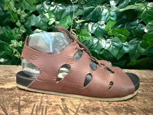 Afbeelding in Gallery-weergave laden, Bijna Nieuwe sandalen van Loints of Holland maat 38
