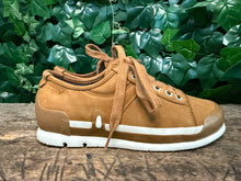 Afbeelding in Gallery-weergave laden, Nieuwe sneakers van Wolky maat 38