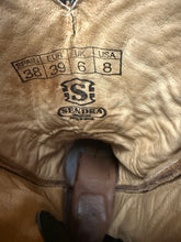 Afbeelding in Gallery-weergave laden, zo goed als nieuw laars van Sendra maat 39