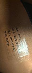 In nieuwsstaat mooie slippers van Fitflop maat 43