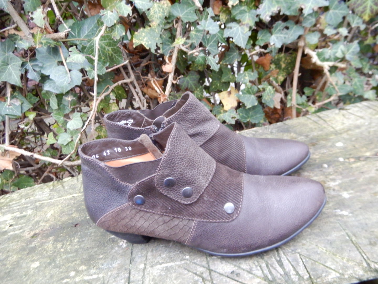 Nieuwe enkellaarsjes van Think maat 38 Lotteshoes4you