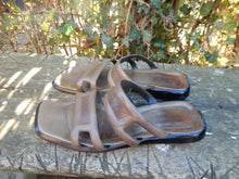 Afbeelding in Gallery-weergave laden, Z.g.a.n. leren slippers van Marc O’Polo maat 39