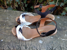 Afbeelding in Gallery-weergave laden, Nieuwe sandalen van Paola Urban maat 36