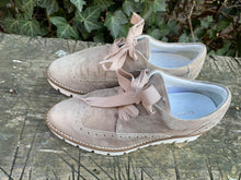Afbeelding in Gallery-weergave laden, Z.g.a.n. Sneakers van Van Dalen maat 36