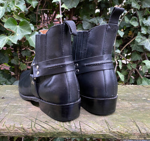 Z.g.a.n. Boots van Highway maat 43
