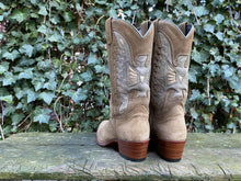 Afbeelding in Gallery-weergave laden, Z.g.a.n. Laarzen van Sendra maat 37 (4,5)