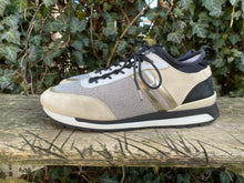 Afbeelding in Gallery-weergave laden, Z.g.a.n. Sneakers van Hogan Rebel maat 38,5