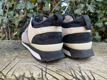 Afbeelding in Gallery-weergave laden, Z.g.a.n. Sneakers van Hogan Rebel maat 38,5