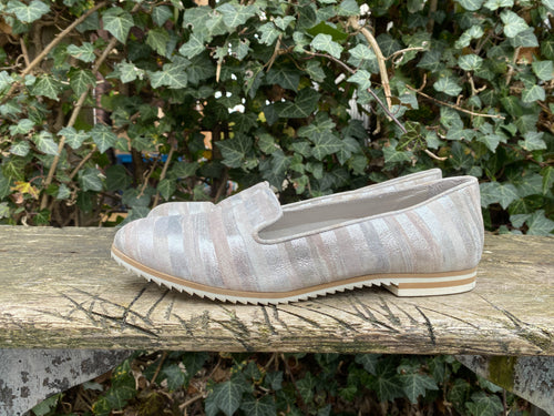 Nieuwe instappers/ballerina’s van Maripé maat 38