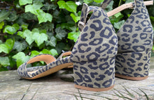 Afbeelding in Gallery-weergave laden, Nieuwe sandalen van Manfield maat 41