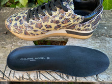 Afbeelding in Gallery-weergave laden, Zo goed als nieuw Sneakers van Philippe Model maat 38