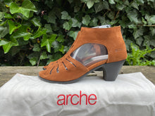 Afbeelding in Gallery-weergave laden, Z.g.a.n. Sandalen van Arche maat 37