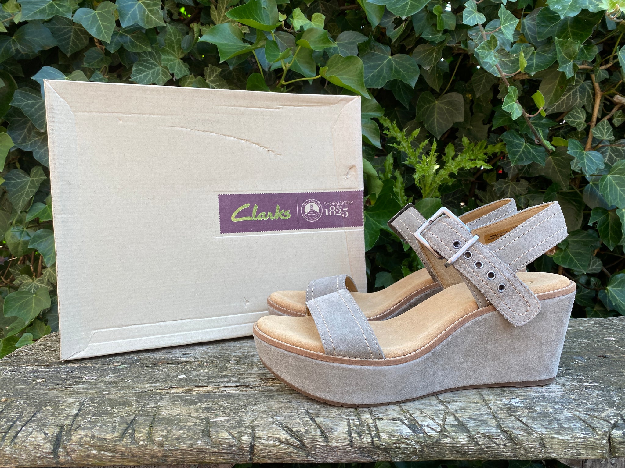 Correlaat Nauwgezet titel Nieuwe sandalen/plateauzolen van Clarks maat 40 (6,5) – Lotteshoes4you