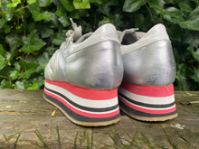 Afbeelding in Gallery-weergave laden, Z.g.a.n. Plateau sneakers van Philippe Model maat 38