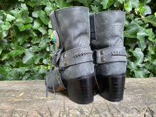 Afbeelding in Gallery-weergave laden, Zo goed als nieuw Cowboylaarzen western boots van Sendra maat 37