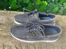Afbeelding in Gallery-weergave laden, Nieuwe bootschoenen van Dubarry maat 37