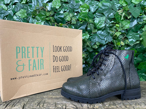Nieuwe Laarsjes van Pretty & Fair Maat 38