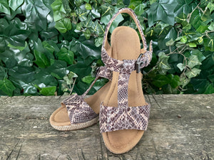 Z.g.a.n. Sandalen van Gabor maat 40 (UK 6,5)