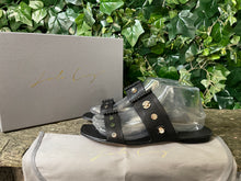 Afbeelding in Gallery-weergave laden, Nieuwe slippers van Lola Cruz maat 38