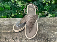 Afbeelding in Gallery-weergave laden, Nieuw Sandalen espadrilles Fred de la Bretoniere maat 38