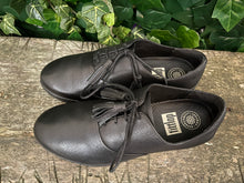 Afbeelding in Gallery-weergave laden, Nieuwe sneakers veterschoen van Fitflop maat 37,5 (UK 4,5)
