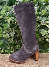 Afbeelding in Gallery-weergave laden, Z.G.A.N laarzen van Sendra maat 39 (uk 6)