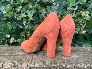 Z.g.a.n.pumps van Unisa maat 36