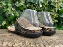 Afbeelding in Gallery-weergave laden, Nieuwe slippers van Mephisto maat 37