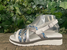 Afbeelding in Gallery-weergave laden, Nieuwe Sandalen van Arriva maat 37