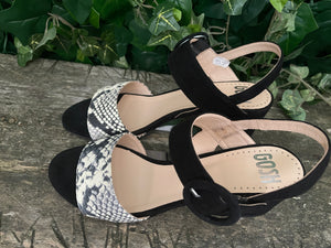 Nieuwe Sandalen van Gosh maat 39