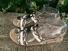 Afbeelding in Gallery-weergave laden, Nieuwe Sandalen van Arriva maat 37