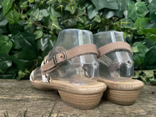 Afbeelding in Gallery-weergave laden, Nieuwe Sandalen van Arriva maat 37