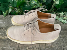 Afbeelding in Gallery-weergave laden, Nieuwe spekzool sneakers van Shabbies maat 38