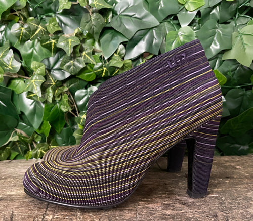 Zo goed als nieuw pumps van United Nude maat 40
