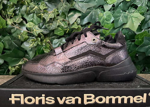 Nieuwe sneakers van Floris van Bommel maat 38
