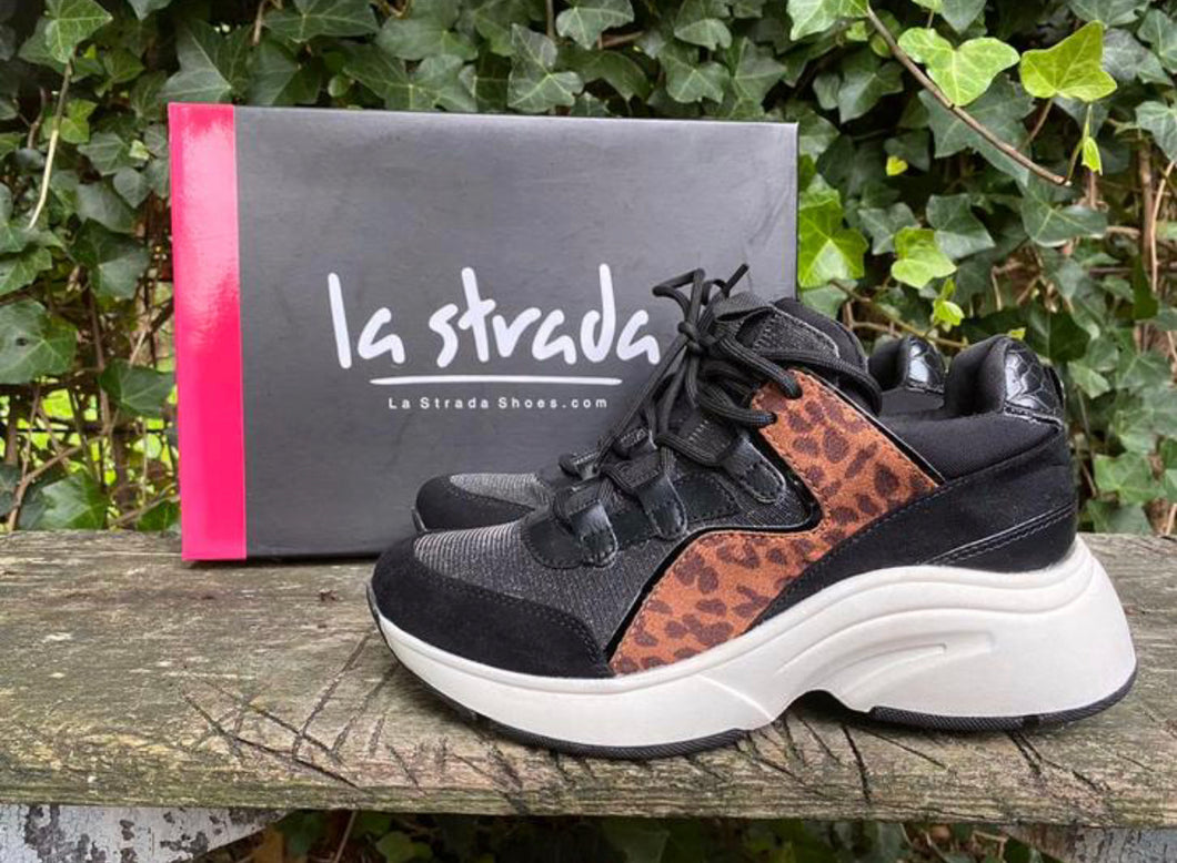 Nieuwe sneakers van La Strada maat 36