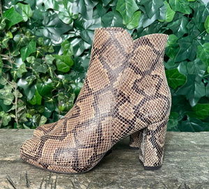 Nieuwe snake laarsjes van Manfield maat 37