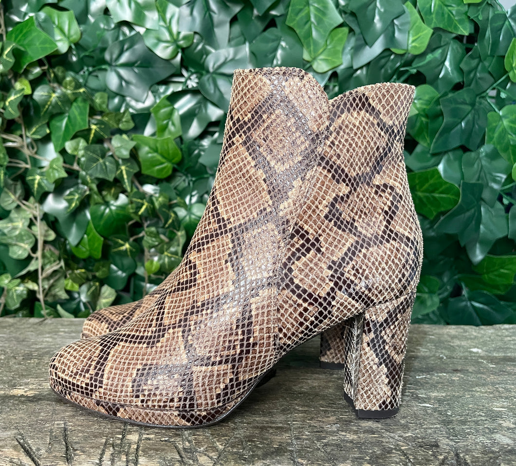 Nieuwe snake laarsjes van Manfield maat 37