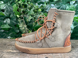 Nieuwe laarsjes van Karma Of Charme maat 39
