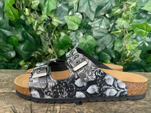 Afbeelding in Gallery-weergave laden, Nieuwe slippers van Q-fit maat 37