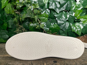 Nieuwe leren sneakers van AQA maat 37