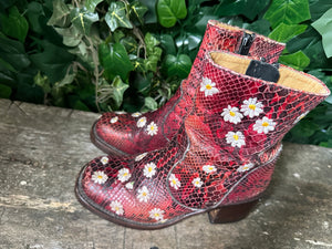 supergave vintage flower boots van Sendra maat 36
