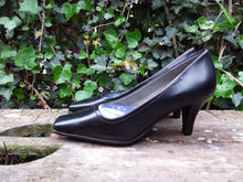 Afbeelding in Gallery-weergave laden, Nieuwe pumps van Aerosoles maat 35.5