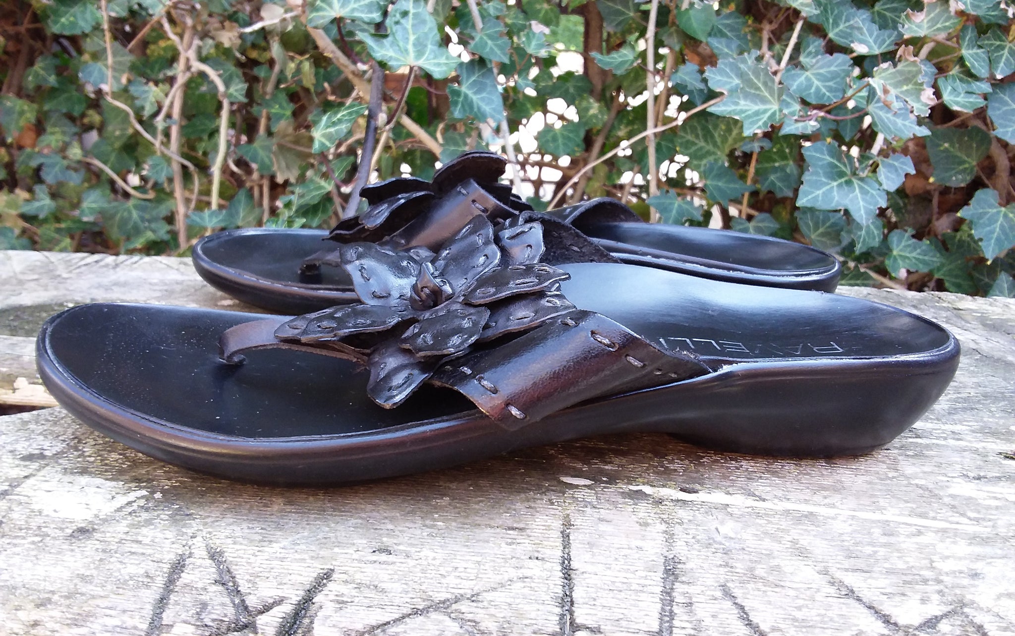 Ravelli slippers shop