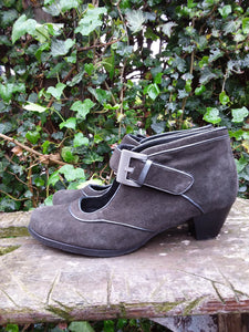 Z.g.a.n pumps van Verhulst maat 37,5 (4.5)